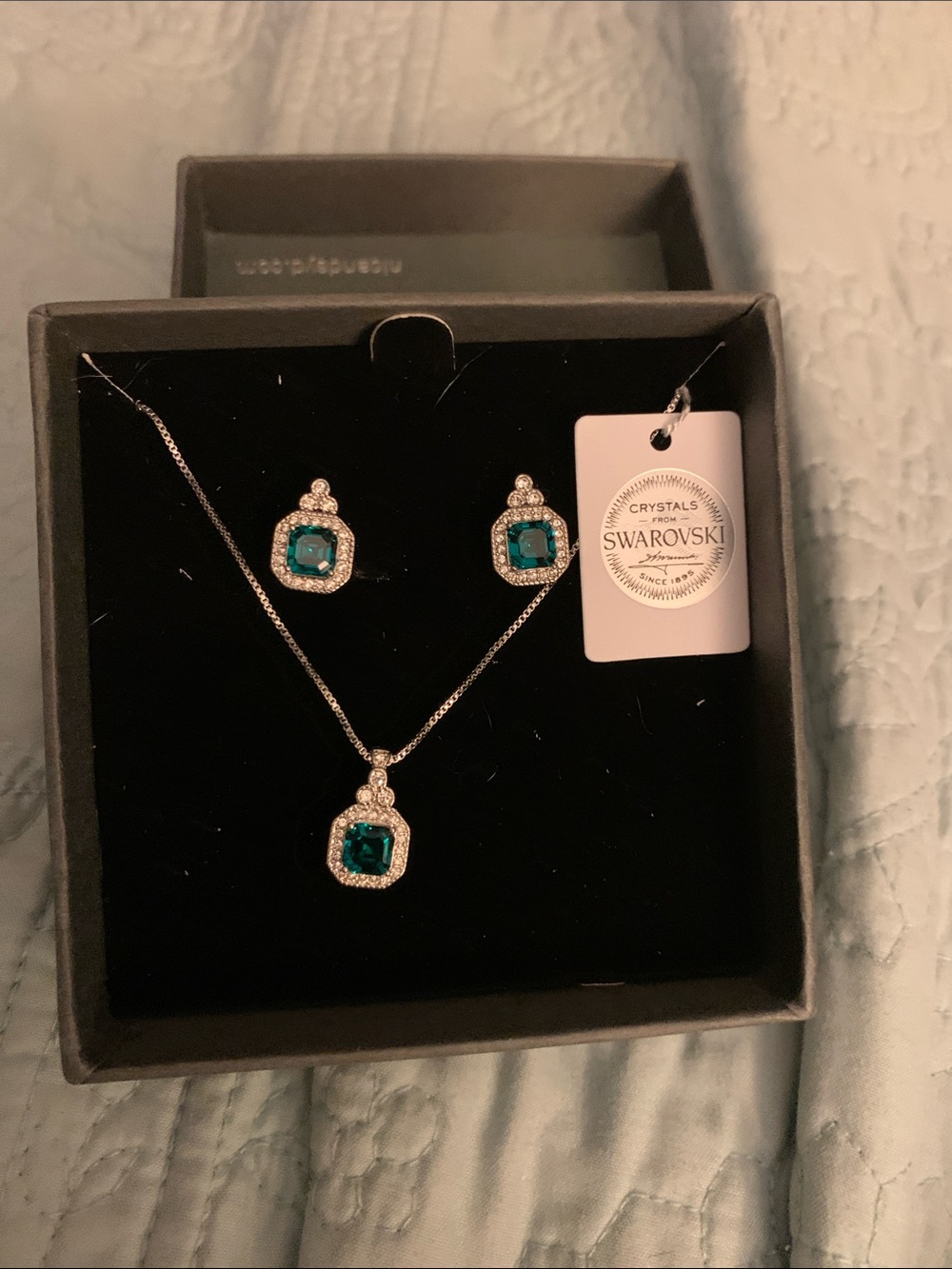 Swarovski Teal Green Crystal Pendant Necklace with Matching Stud Earrings
